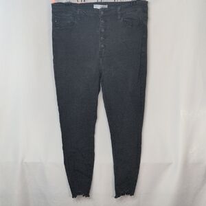 High-Rise Black Skinny Jeans with Button-Fly and Raw Hem XL